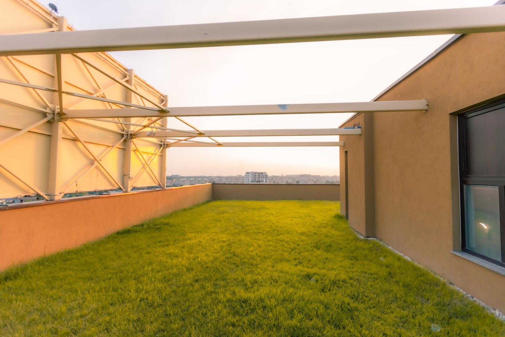 Sunset Apartment - Central Apt With Rooftop Garden ブカレスト エクステリア 写真